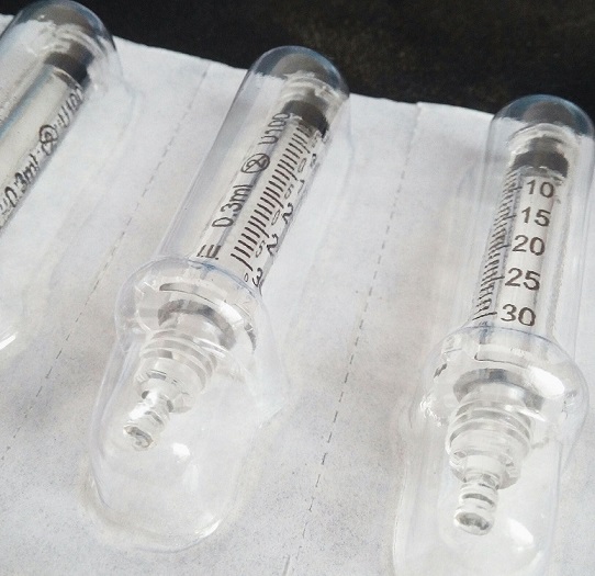 ampule-0.3-ml-pentru-Hyaluron-Pen-seringa-sterila-ampoule-cartus-img45300000n3955353501.jpg